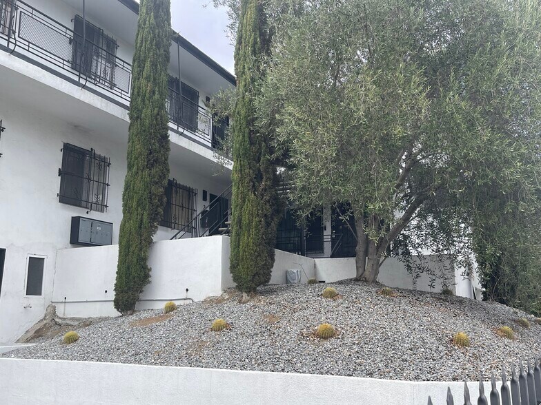 More Photos Of 12111 S Figueroa St, Los Angeles Apartments For Sale