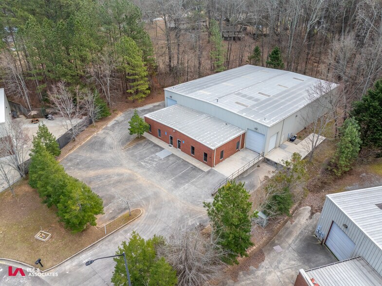 More Photos Of 121 Holt Industrial Cir, Acworth Warehouse For Sale