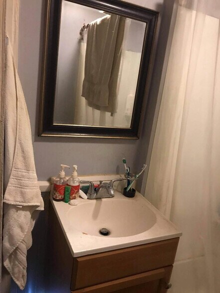 More Photos Of 415 Dewey St, Waycross Apartments For Sale