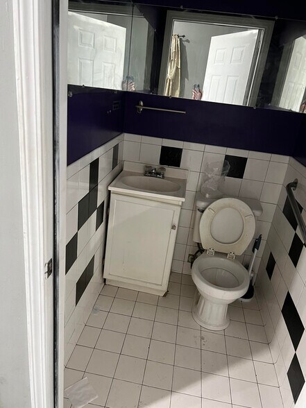 More Photos Of 3224-3226 E 15th St, Tulsa Unknown For Lease