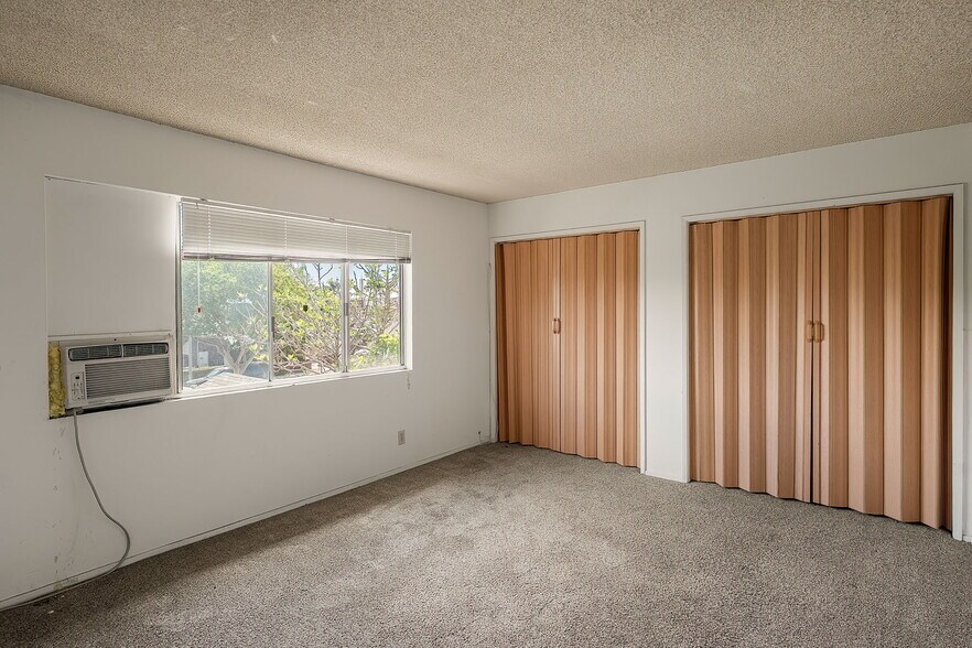 More Photos Of 104 N Atlantic Blvd, Alhambra Apartments For Sale