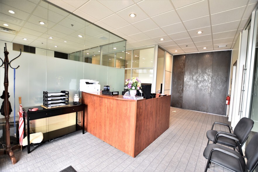 More Photos Of 8167-8197 Clyde Park Ave, Byron Center Warehouse For Lease