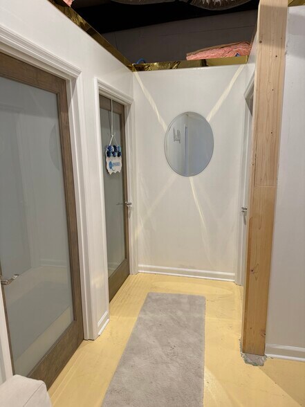 More Photos Of 1051 Johnnie Dodds Blvd, Mount Pleasant Medical For Sale