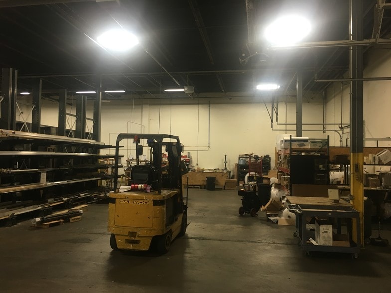 More Photos Of 3900 Paxton St, Harrisburg Light Manufacturing For Sale
