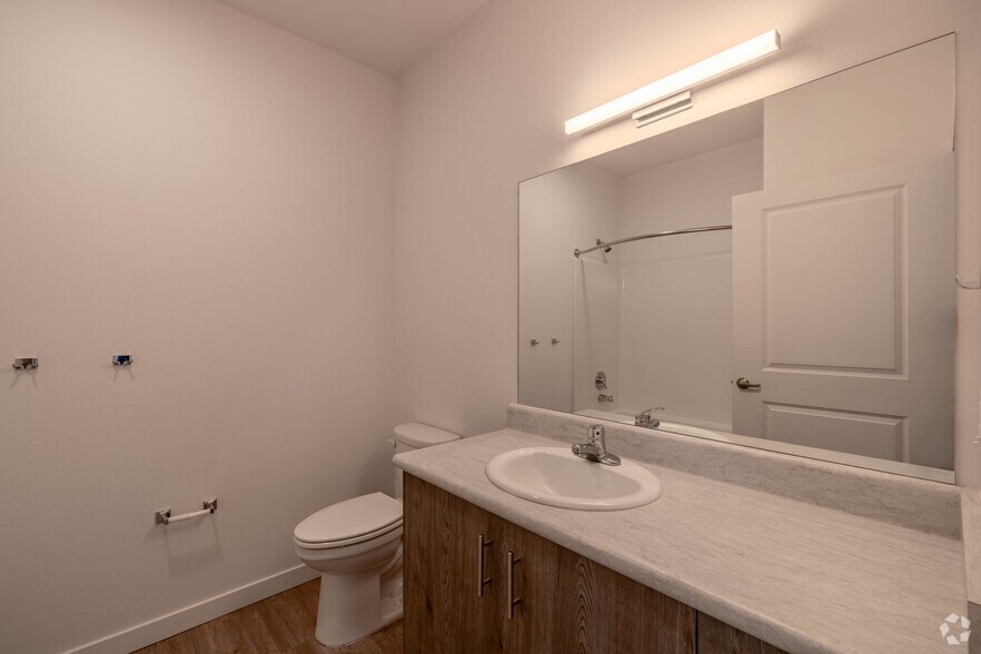 More Photos Of 12548 Lake City Way NE, Seattle Apartments For Lease