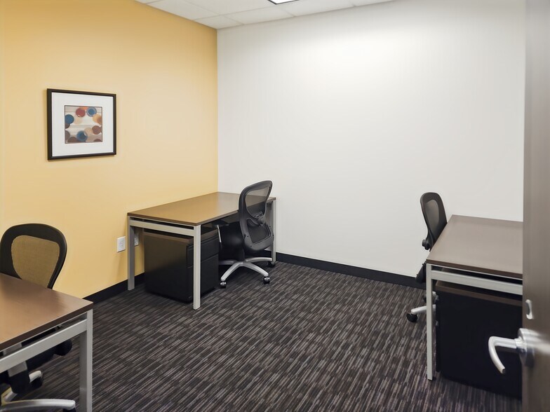 More Photos Of 331 E Main St, Rock Hill Coworking Space
