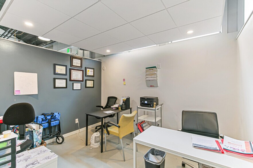 More Photos Of 3264 Larimer St, Denver Restaurant For Sale