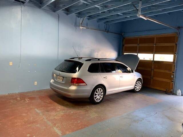 More Photos Of 1157 Forest Ave, Pacific Grove Freestanding For Lease