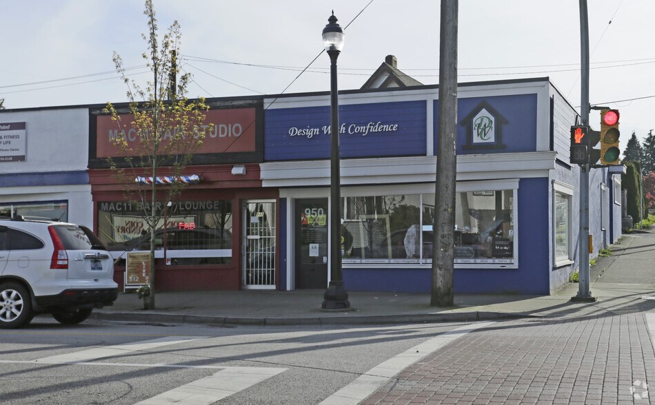 More Photos Of 948-950 12th St, New Westminster Storefront For Lease
