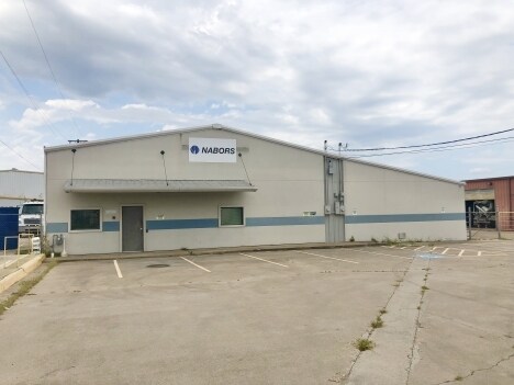 More Photos Of 1033 Jarvis Rd, Saginaw Warehouse For Lease