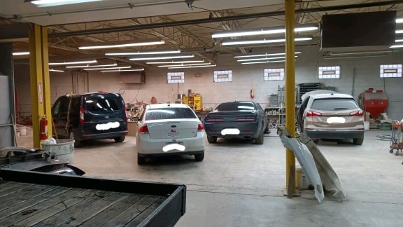 More Photos Of 11445 Van Dyke Ave, Detroit Auto Repair For Sale