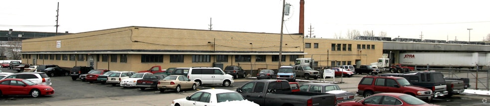 More Photos Of 830 N Westwood Ave, Toledo Distribution For Sale