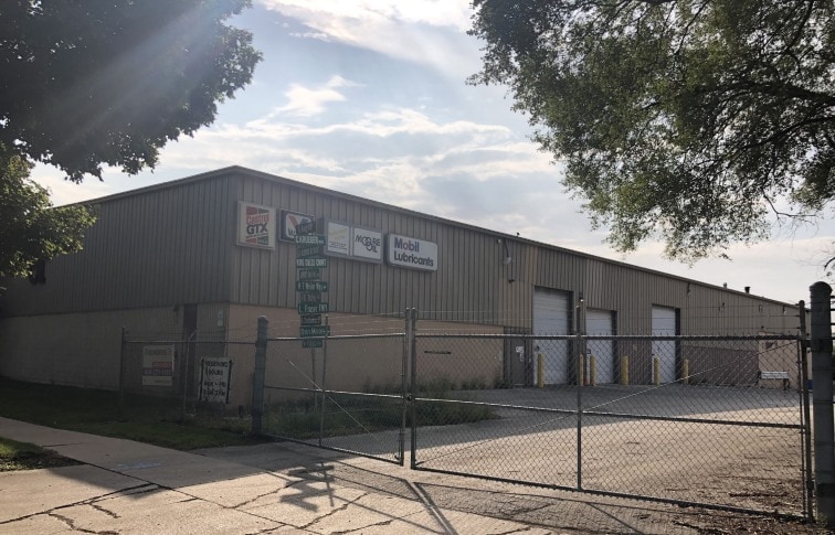 Primary Photo Of 4033 W Custer Ave, Milwaukee Warehouse For Sale