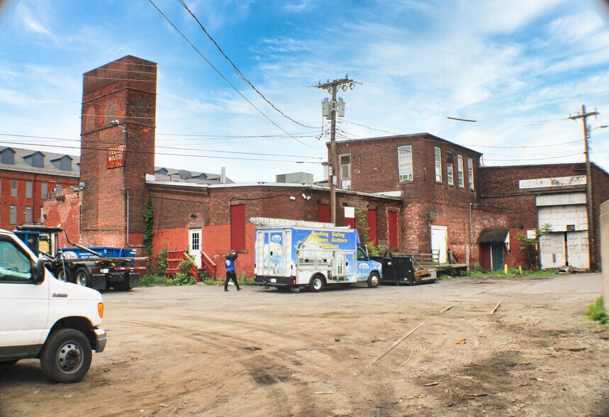 More Photos Of 26 Hadley Mill Rd, Holyoke Warehouse For Sale