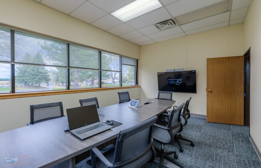 More Photos Of 1860 Lefthand Cir, Longmont Light Manufacturing For Sale