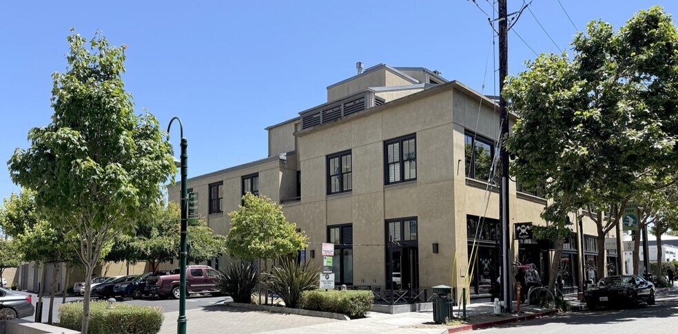 Primary Photo Of 2025-2039 4th St, Berkeley Storefront Retail Office For Lease