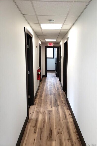 More Photos Of 300 Ohio St, Medina Office For Lease