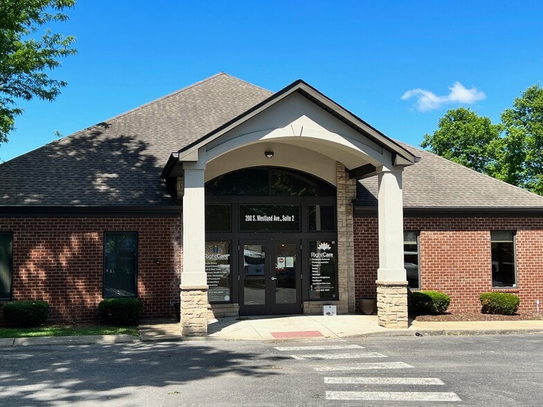 More Photos Of 200 Westland Ave S, Gallatin Medical For Lease