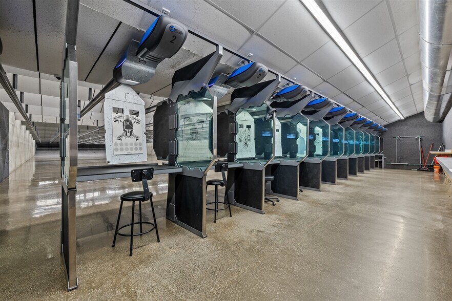 More Photos Of 7051 Highway 2 and 52 W, Minot Warehouse For Sale