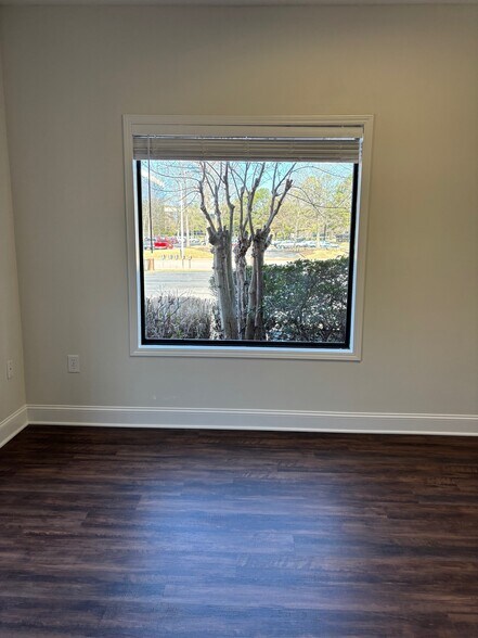 More Photos Of 86 Timber Creek Dr, Cordova Medical For Lease
