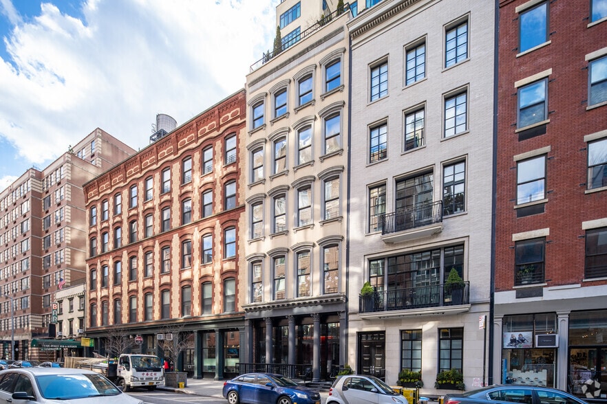 More Photos Of 139 Reade St, New York Apartments For Lease