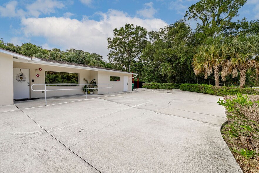 More Photos Of 6708 Gaddy St, Fort Pierce Daycare Center For Sale