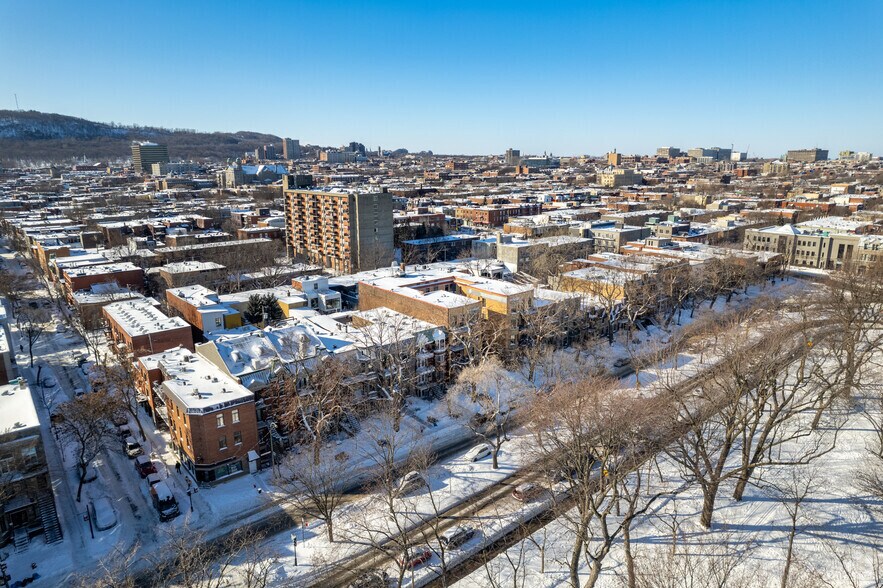 More Photos Of 4088-4108 Av Du Parc-Lafontaine, Montréal Apartments For Sale