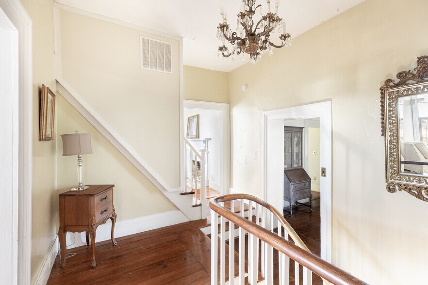 More Photos Of 2416 Lowesville Rd, Amherst Hospitality For Sale