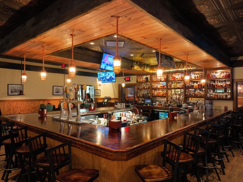 More Photos Of 3355 Patriot Pky, Sumter Restaurant For Sale