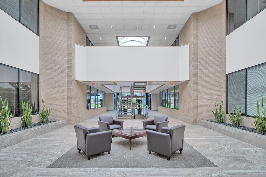More Photos Of 101 Southwestern Blvd, Sugar Land Office For Lease