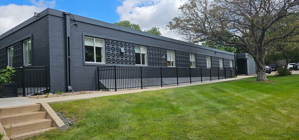 More Photos Of 3947 Excelsior Blvd, Saint Louis Park Office For Lease