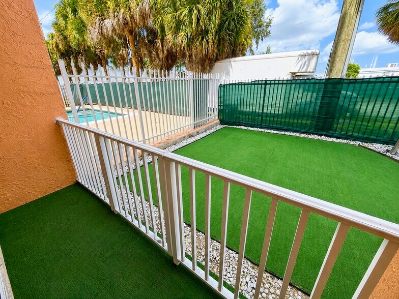 More Photos Of 2400 NW 16th Street Rd, Miami Apartments For Sale