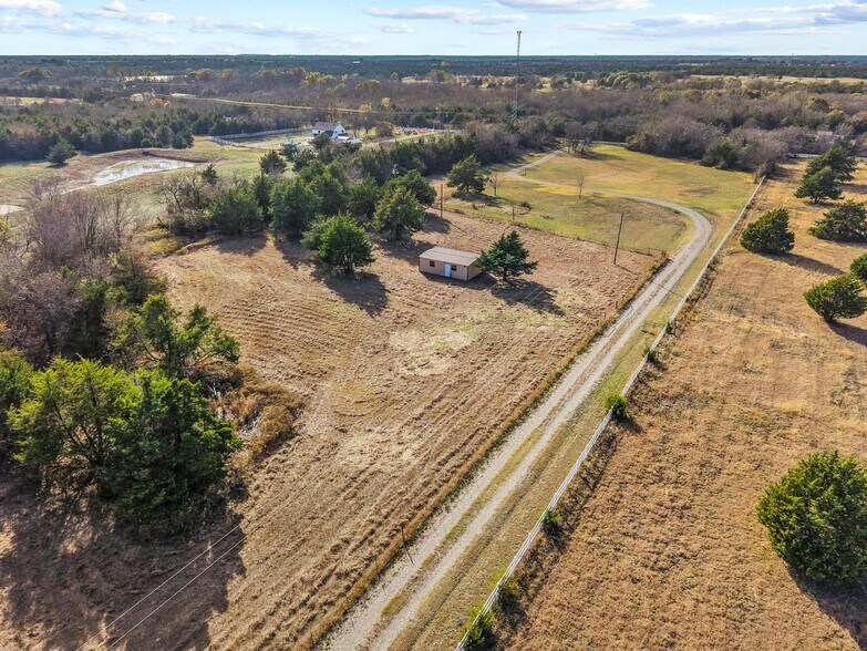 More Photos Of 12488 Eastline Rd, Trenton Specialty For Sale