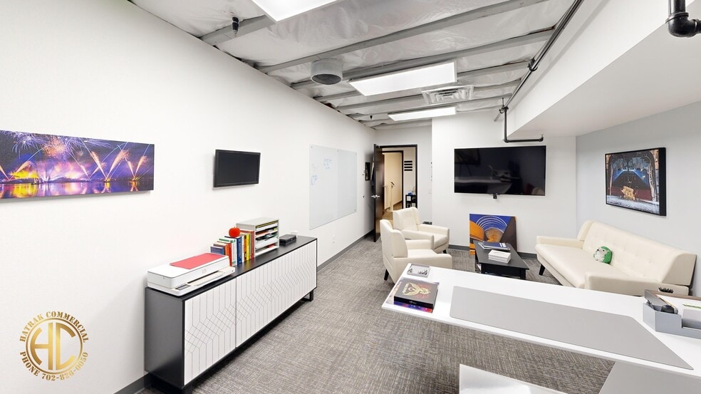 More Photos Of 295 Sunpac Ave, Henderson Warehouse For Sale