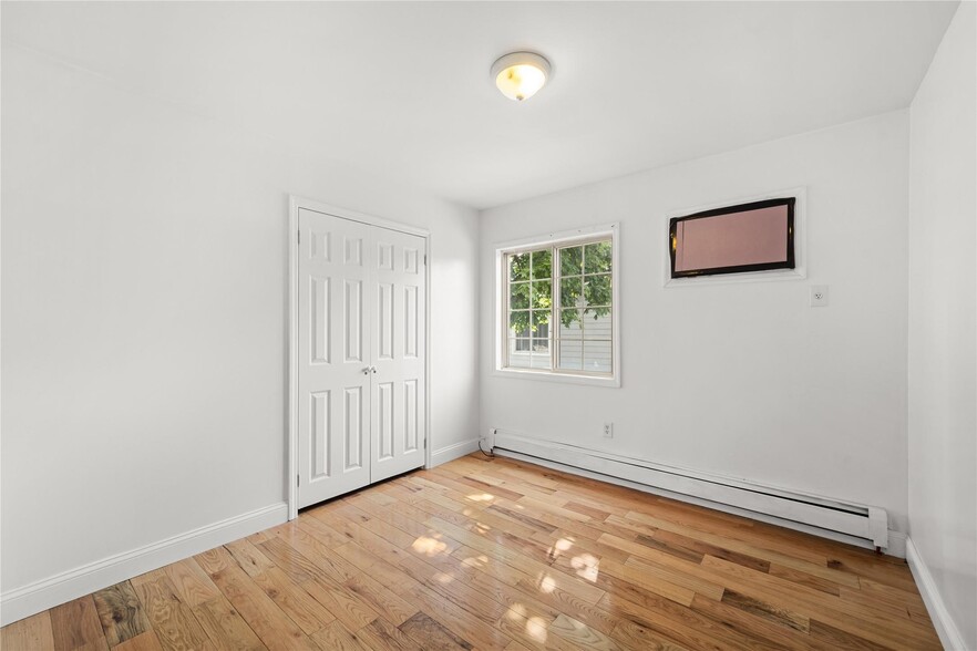 More Photos Of 22612 146th Ave, Springfield Gardens Multifamily For Sale