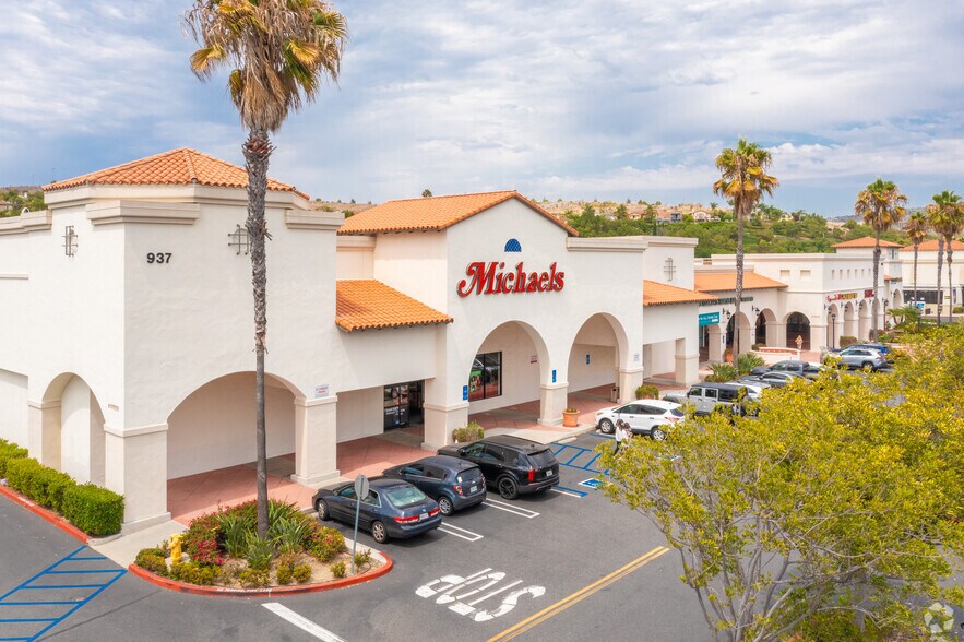 More Photos Of 804-989 Avenida Pico, San Clemente Unknown For Lease
