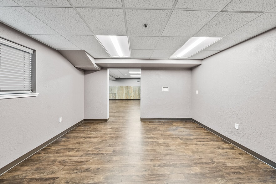 More Photos Of 2166 NW Vine St, Grants Pass Medical For Sale