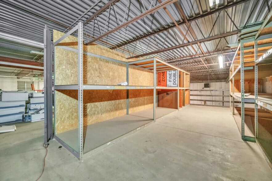 More Photos Of 4878 Van Epps Rd, Brooklyn Heights Manufacturing For Sale