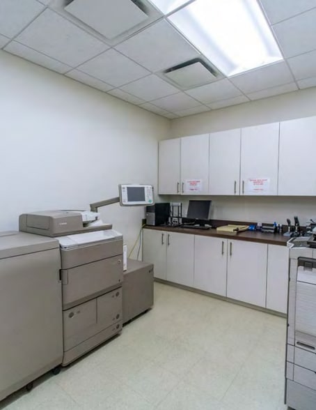 More Photos Of 4511 Yoakum Blvd, Houston Office For Lease