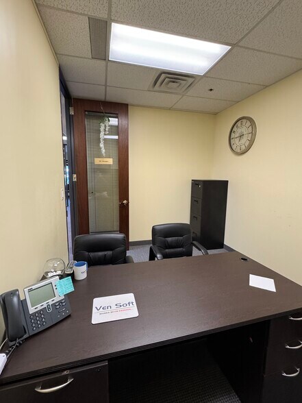 More Photos Of 1303 W Walnut Hill Ln, Irving Office For Lease