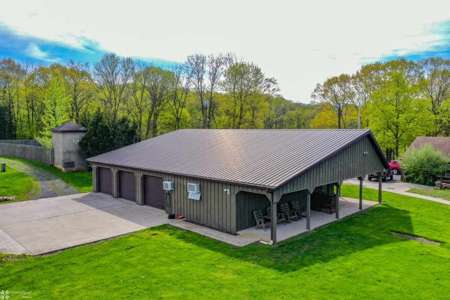 More Photos Of 2071 Baus Rd, East Greenville Sports And Entertainment For Sale