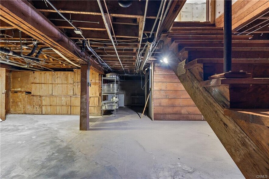 More Photos Of 13015 Philadelphia St, Whittier Restaurant For Sale