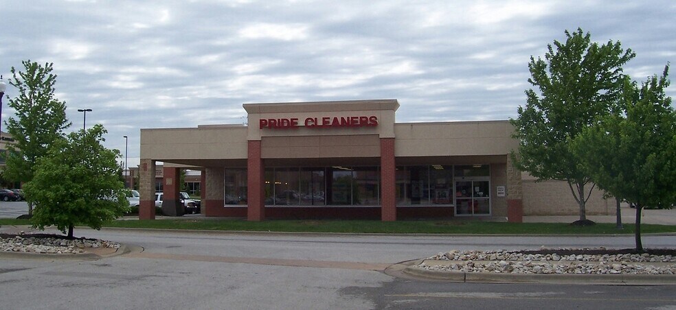 More Photos Of 14401 W Metcalf Ave, Overland Park Unknown For Lease