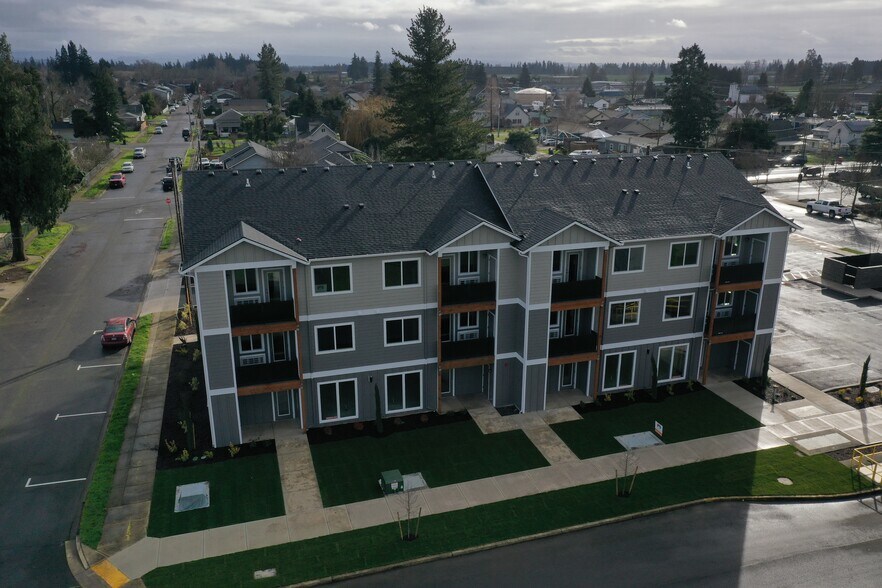 More Photos Of 600 4th St, Gervais Apartments For Lease
