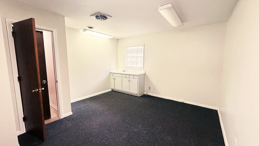 More Photos Of 3594 Old Chamblee Tucker Rd, Atlanta Medical For Lease