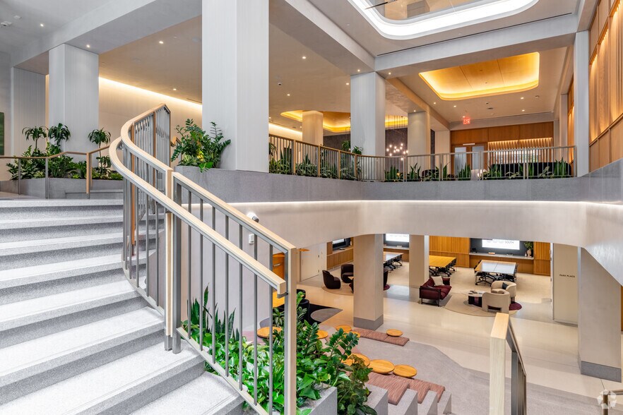 More Photos Of 360 Park Ave S, New York Office For Lease