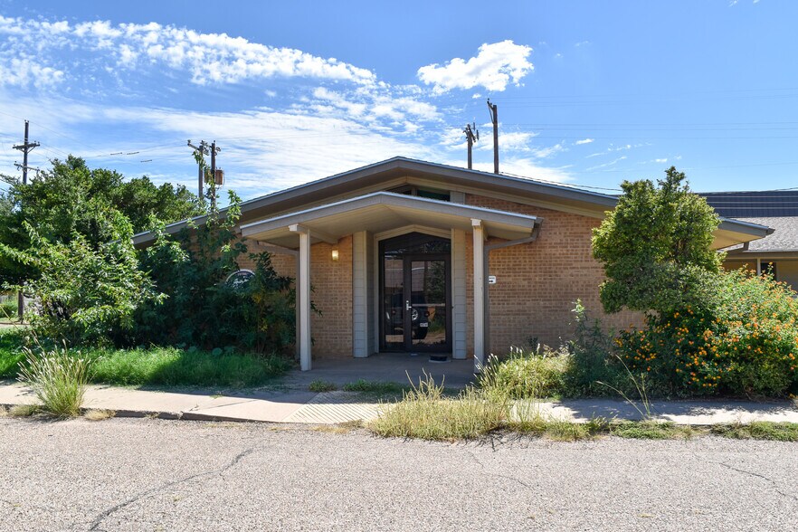 More Photos Of 3101 35th St, Lubbock Health Club For Sale
