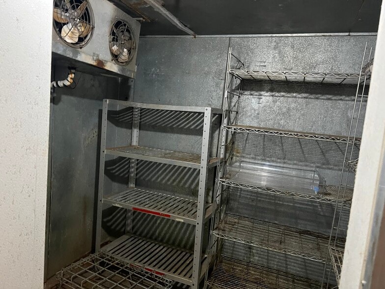 More Photos Of 148 NW 167th St, Miami Hotel For Sale