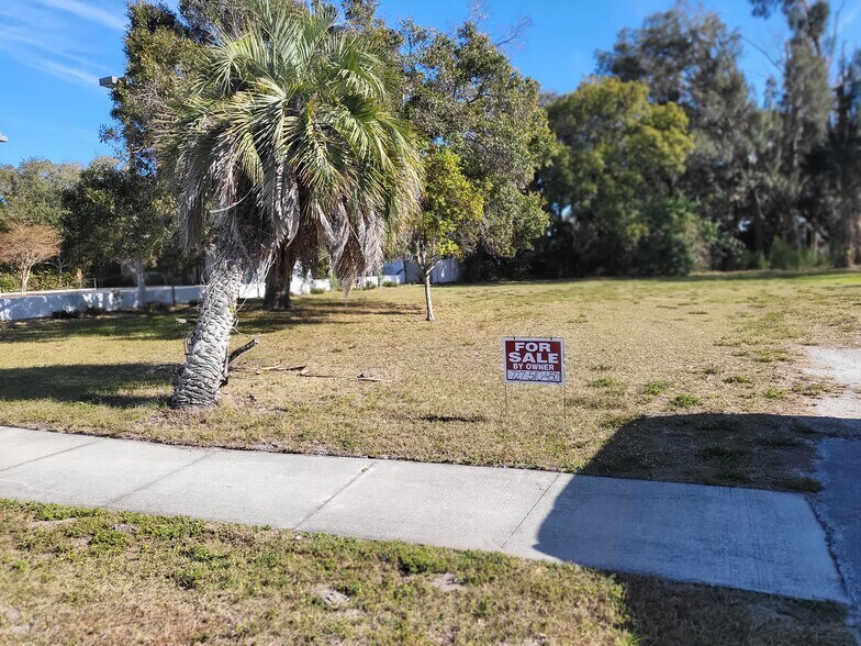 More Photos Of 2131 NE Coachman Rd, Clearwater Land For Sale