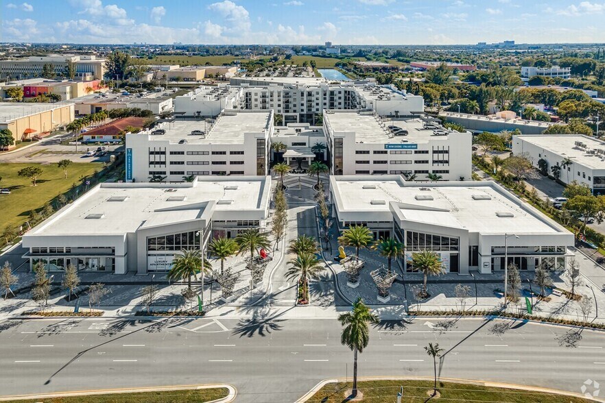 More Photos Of 9420 NW 41st St, Doral General Retail For Sale